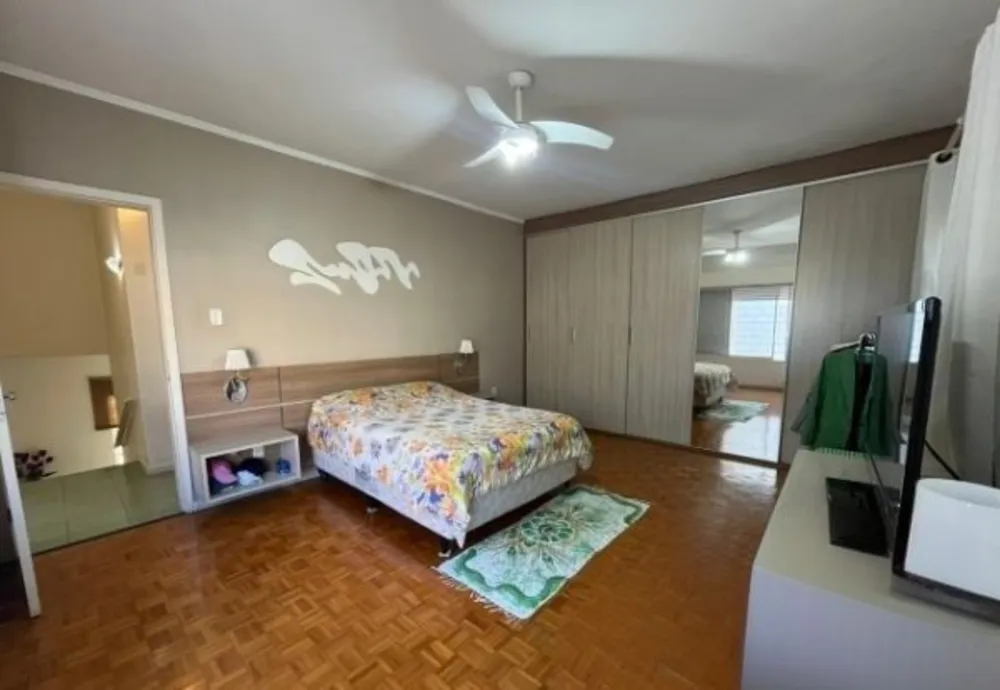 Casa, 3 quartos, 209 m² - Foto 1