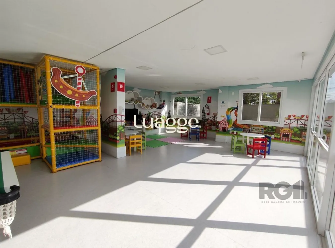 Casa, 3 quartos, 207 m² - Foto 4