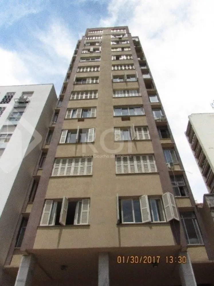 Apartamento à venda com 3 quartos, 118m² - Foto 1