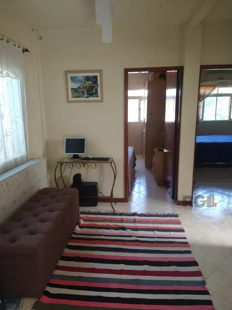 Casa à venda com 2 quartos, 250m² - Foto 4