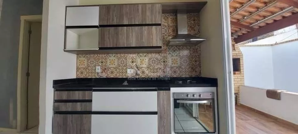 Casa de Condomínio à venda com 2 quartos, 50m² - Foto 2