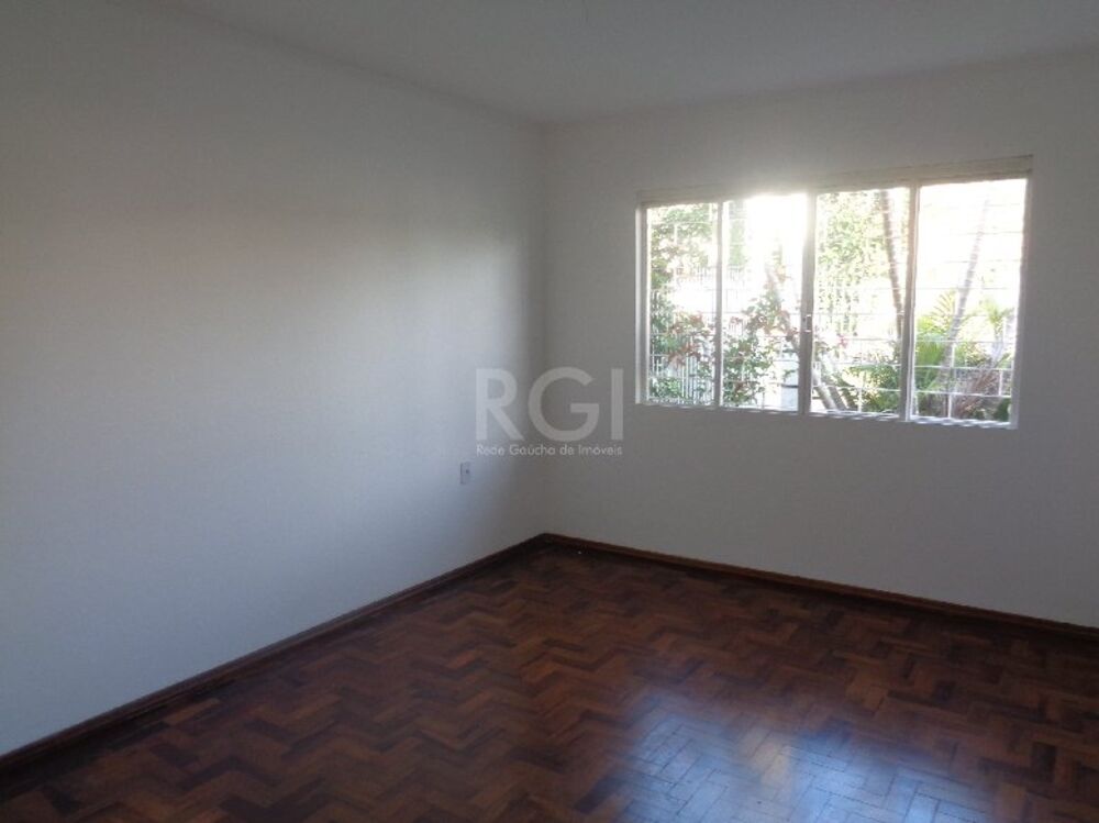 Casa à venda com 3 quartos, 201m² - Foto 8