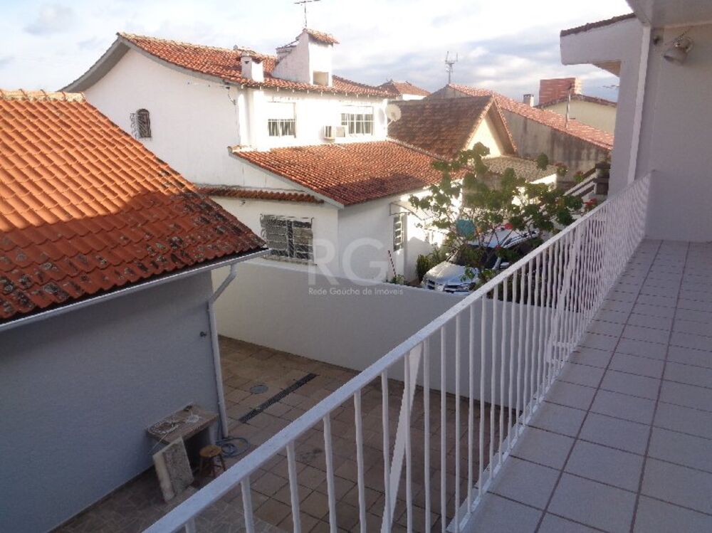 Casa à venda com 3 quartos, 201m² - Foto 5
