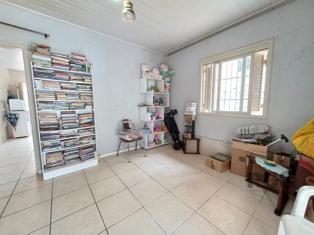 Casa à venda com 3 quartos, 197m² - Foto 3