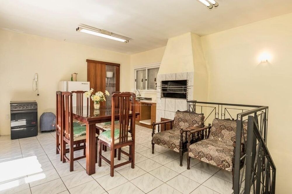 Casa à venda com 3 quartos, 376m² - Foto 8