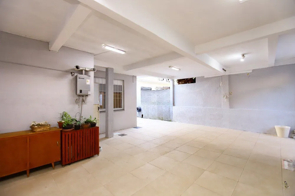 Casa, 5 quartos, 295 m² - Foto 1