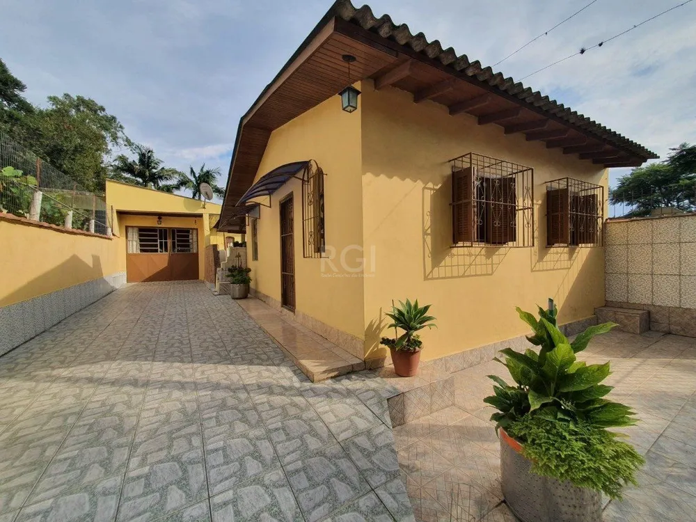 Casa, 4 quartos, 179 m² - Foto 1