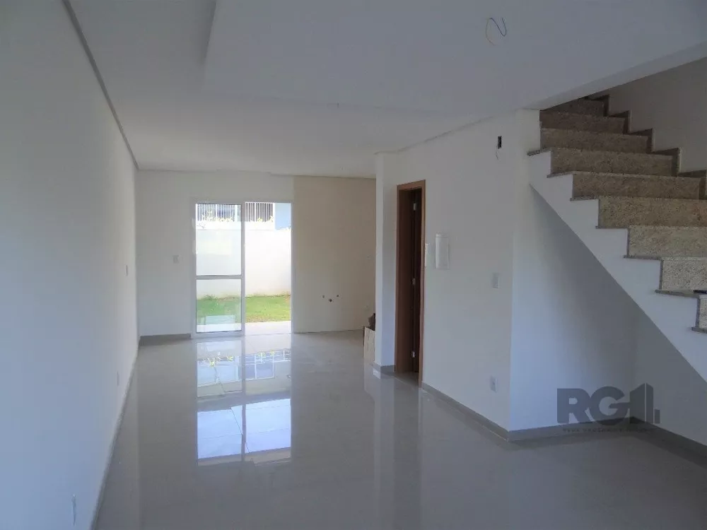 Casa de Condomínio à venda com 3 quartos, 108m² - Foto 1