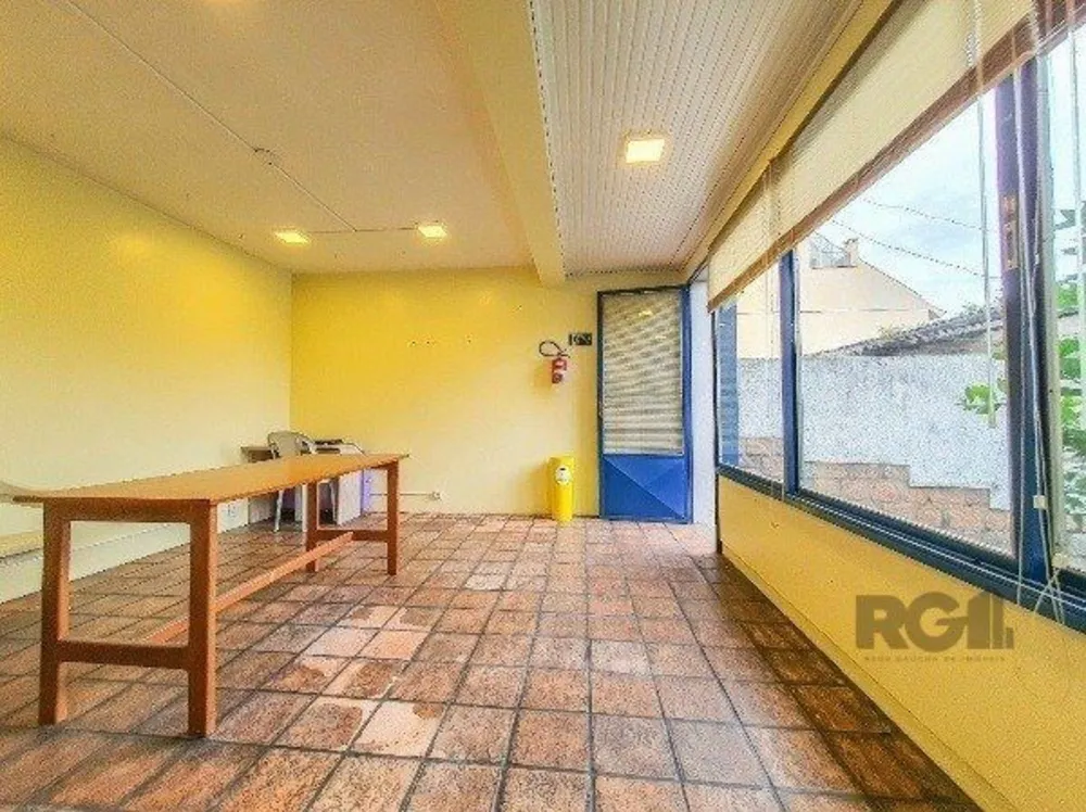 Casa, 3 quartos, 256 m² - Foto 1