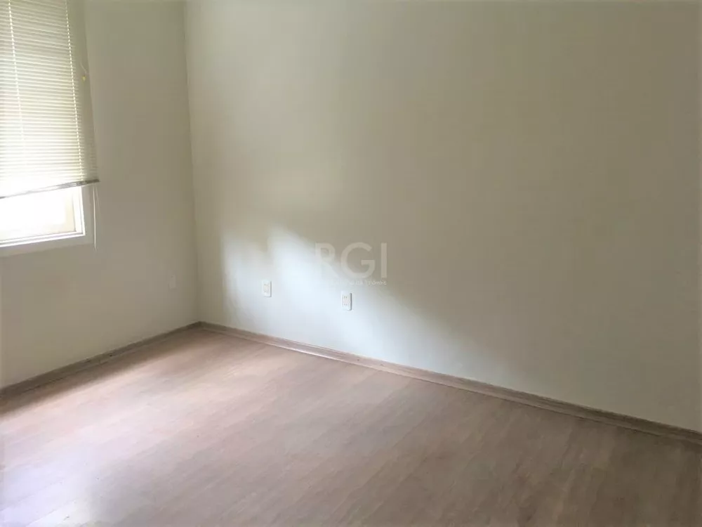 Apartamento à venda com 2 quartos, 67m² - Foto 2