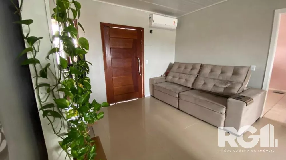 Casa à venda com 2 quartos, 55m² - Foto 2