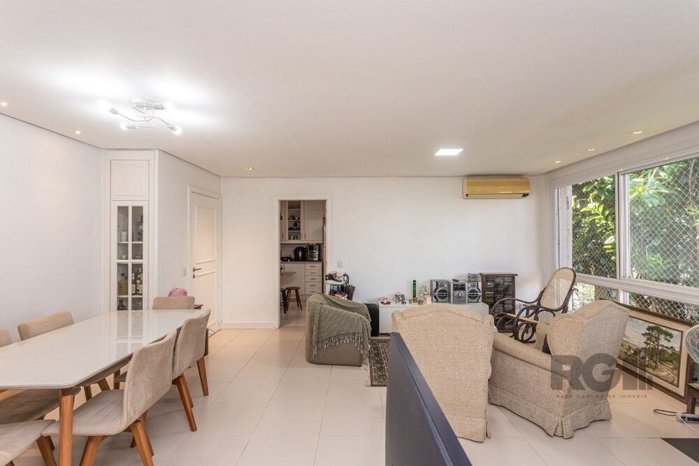 Apartamento à venda com 3 quartos, 101m² - Foto 1