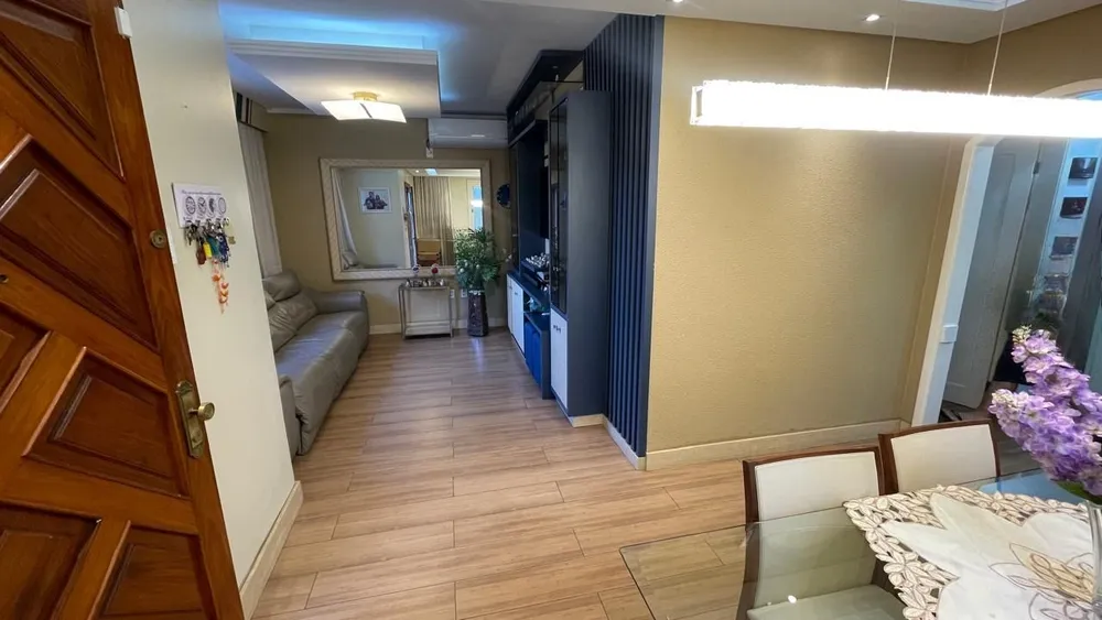 Casa, 4 quartos, 194 m² - Foto 1