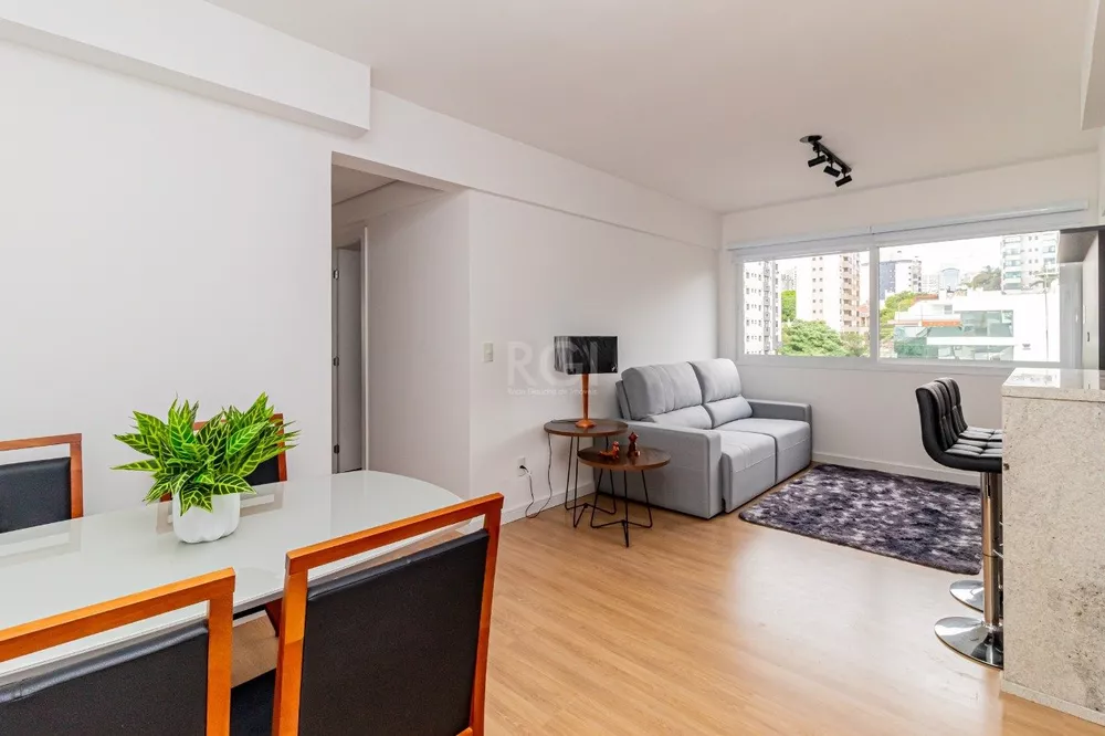 Apartamento à venda com 3 quartos, 75m² - Foto 1