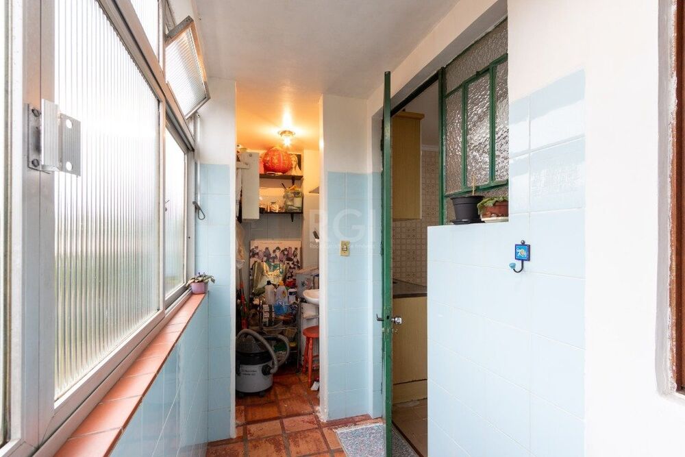 Apartamento à venda com 2 quartos, 75m² - Foto 5