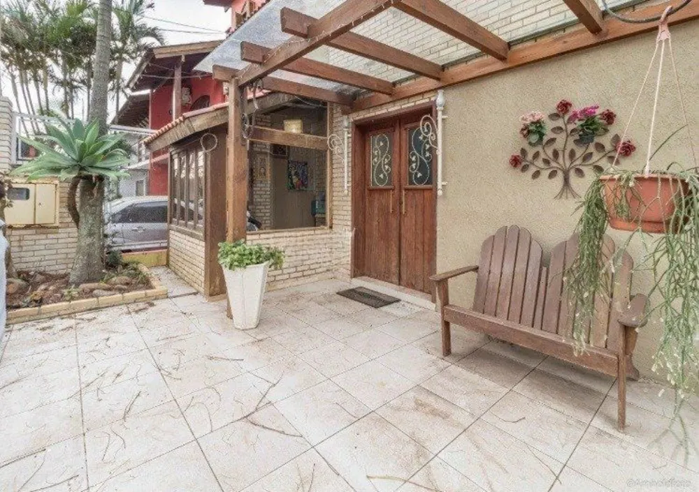 Casa, 3 quartos, 152 m² - Foto 1