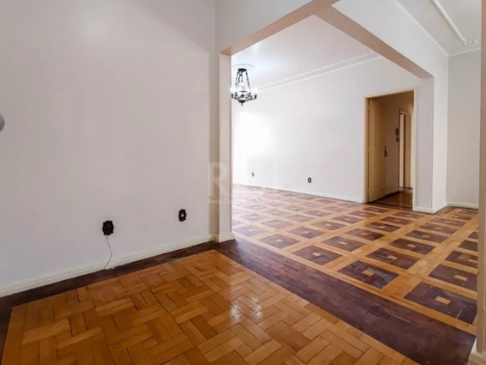 Apartamento à venda com 3 quartos, 141m² - Foto 2