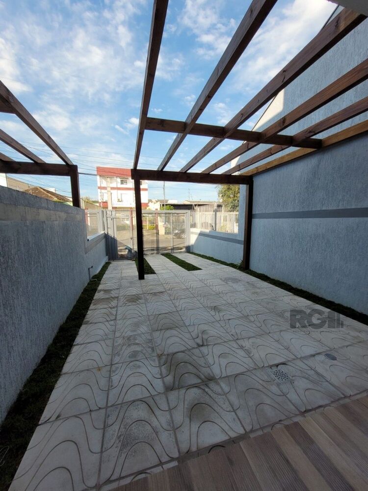 Casa à venda com 3 quartos, 96m² - Foto 2