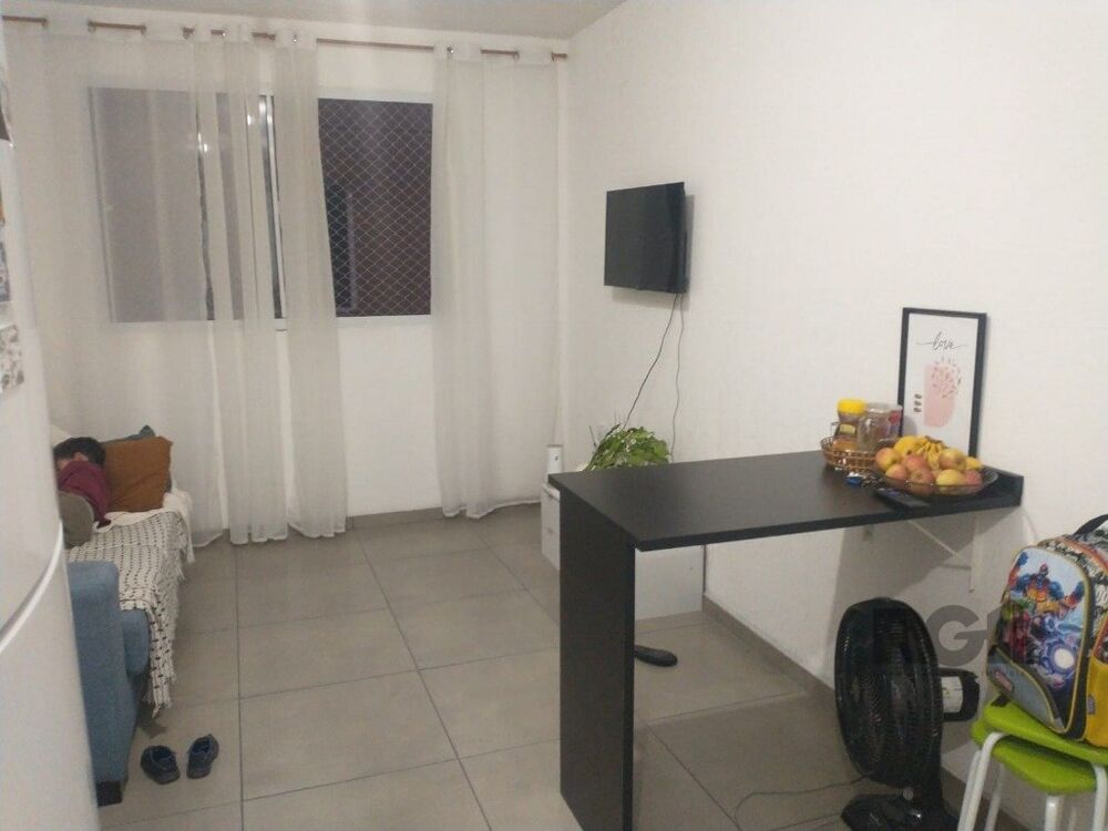 Apartamento à venda com 2 quartos, 42m² - Foto 2