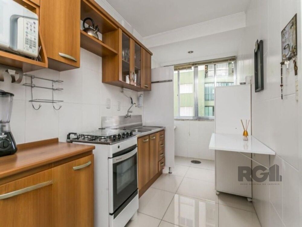 Apartamento à venda com 2 quartos, 64m² - Foto 1