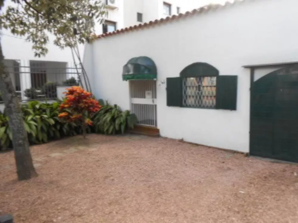 Casa à venda com 2 quartos, 59m² - Foto 1