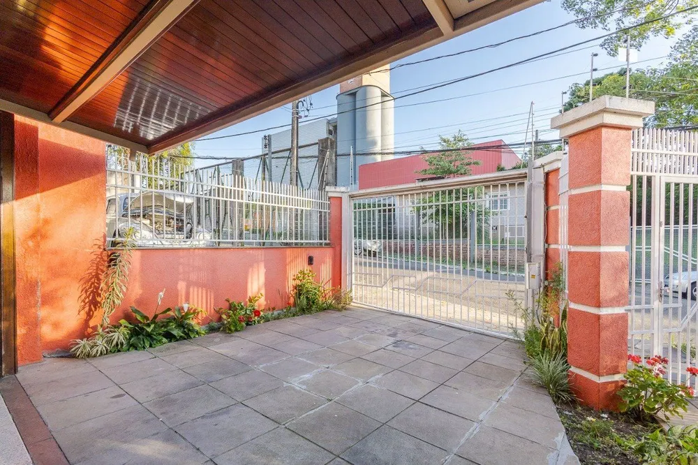 Casa, 4 quartos, 298 m² - Foto 3