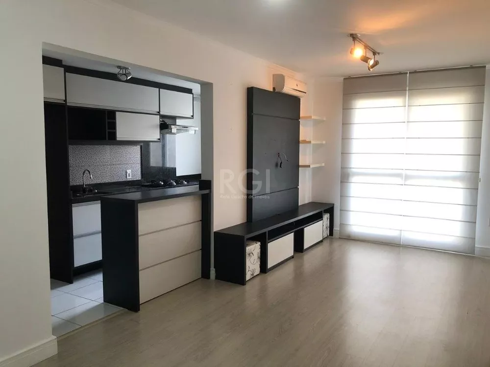 Apartamento à venda com 3 quartos, 72m² - Foto 1