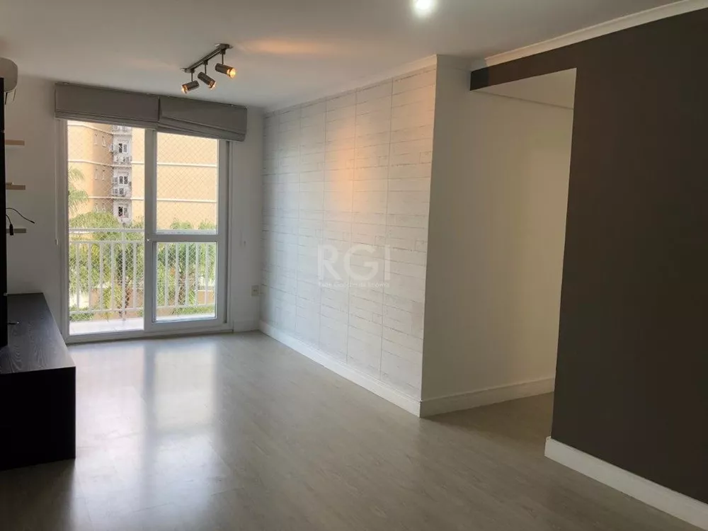 Apartamento à venda com 3 quartos, 72m² - Foto 2