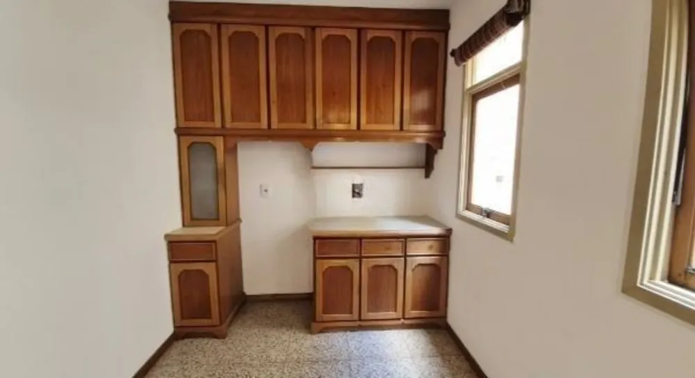 Casa, 3 quartos, 261 m² - Foto 1