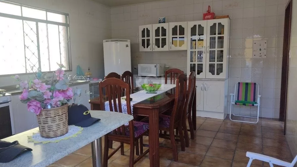 Casa à venda com 3 quartos, 99m² - Foto 10