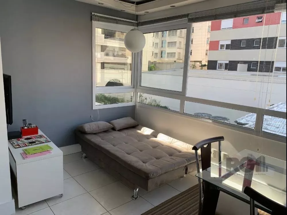 Apartamento à venda com 1 quarto, 43m² - Foto 2