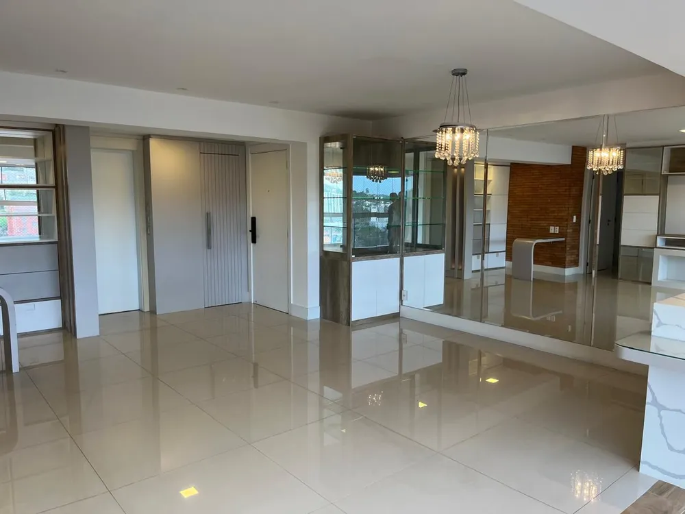 Apartamento, 3 quartos, 127 m² - Foto 1