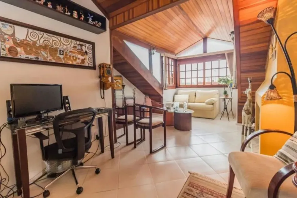 Casa, 3 quartos, 116 m² - Foto 1
