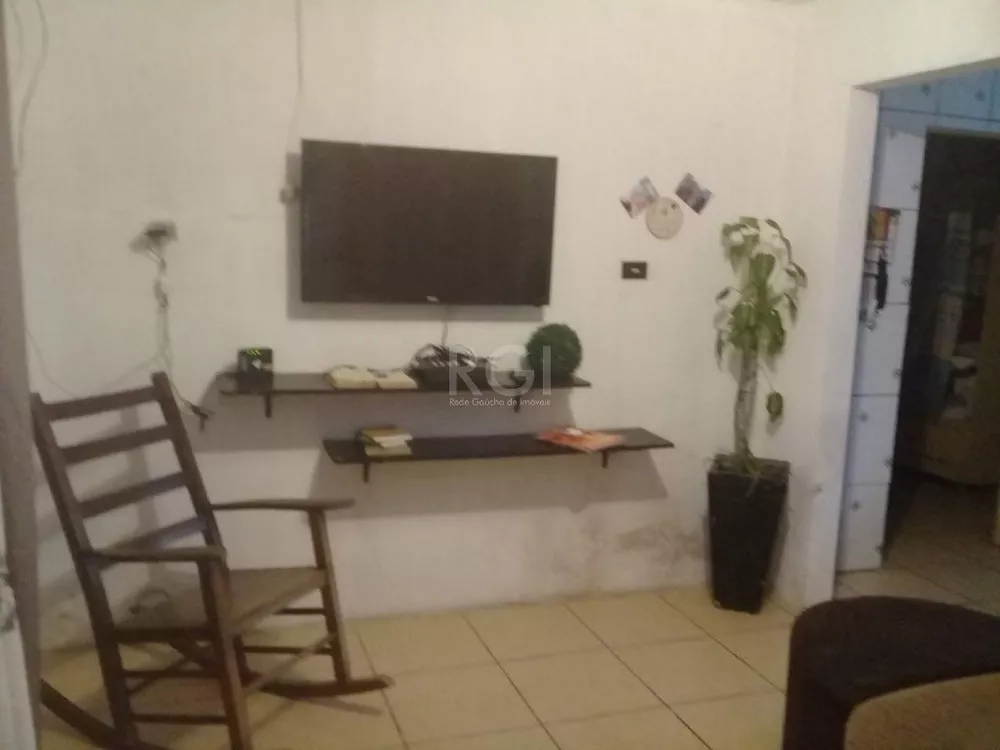 Casa à venda com 3 quartos, 199m² - Foto 4