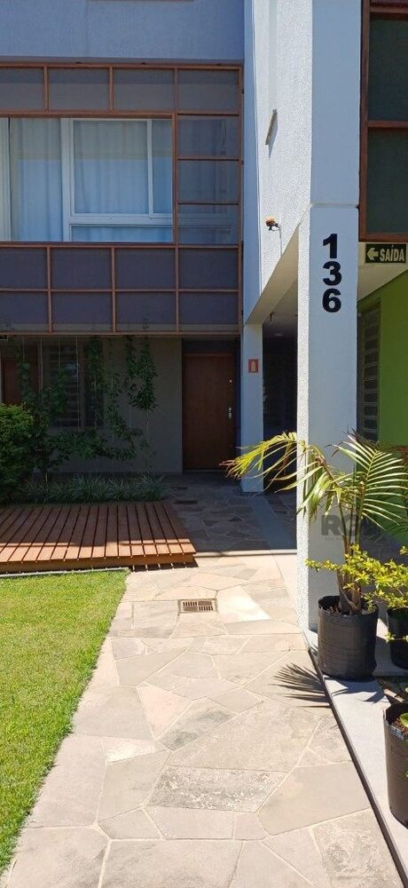 Sobrado à venda com 2 quartos, 140m² - Foto 2