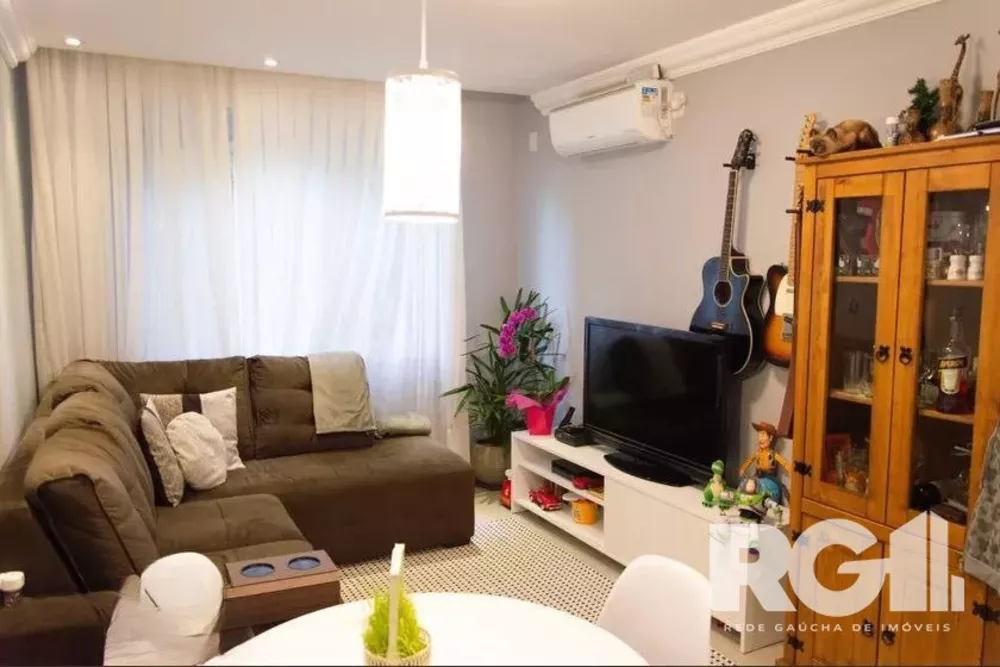 Apartamento à venda com 3 quartos, 95m² - Foto 1