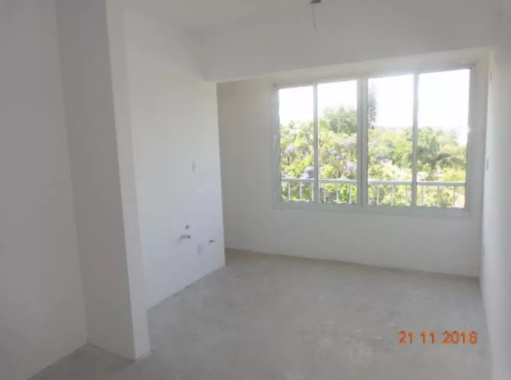 Apartamento à venda com 2 quartos, 79m² - Foto 4