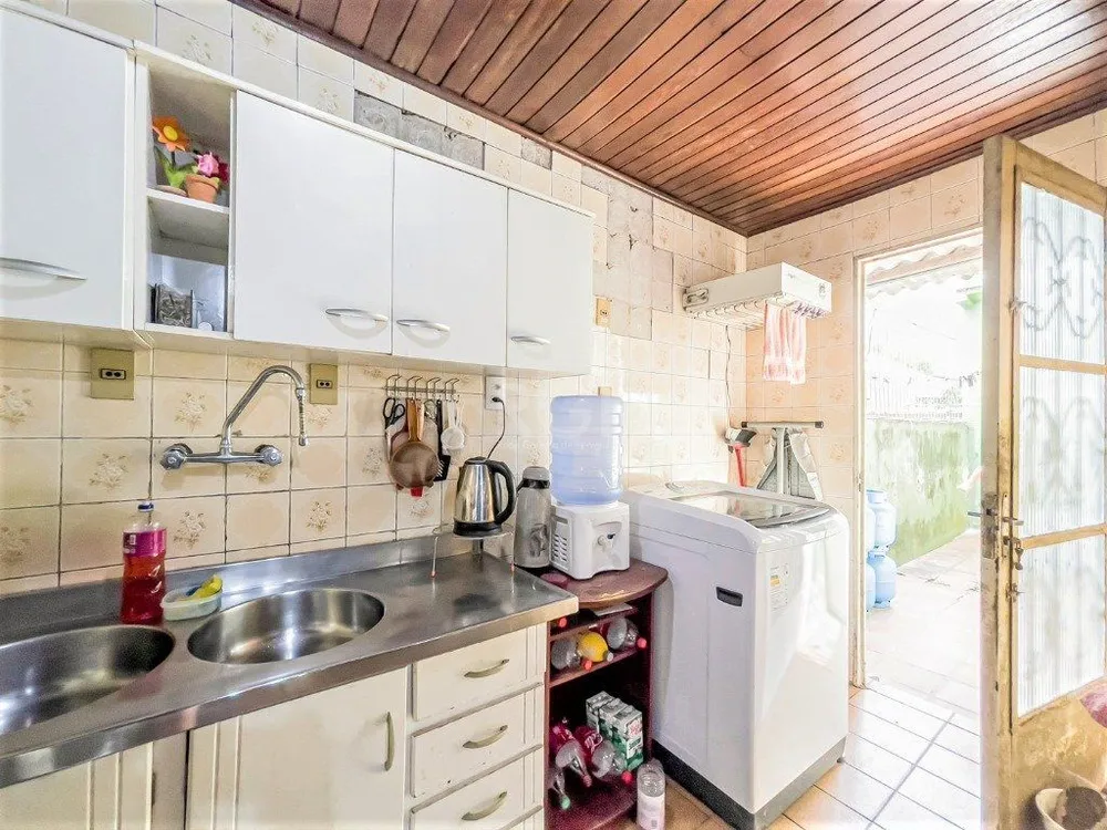 Casa, 3 quartos, 211 m² - Foto 2