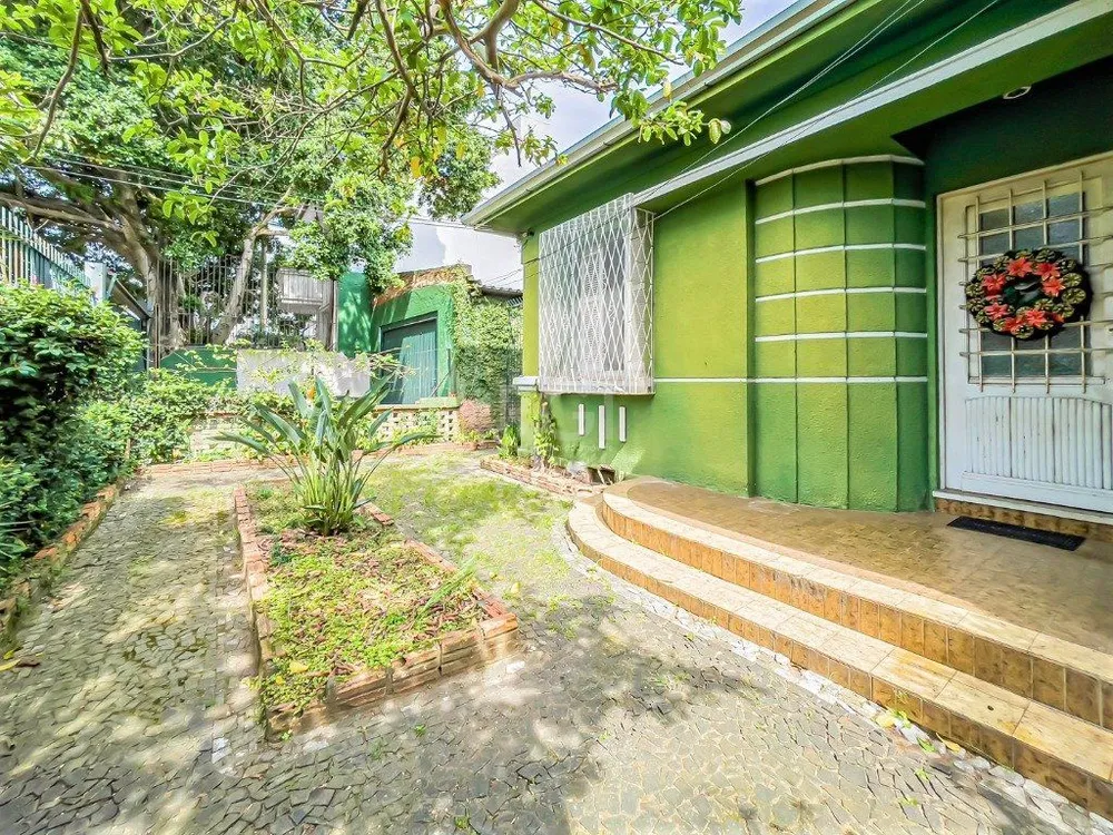 Casa, 3 quartos, 211 m² - Foto 1