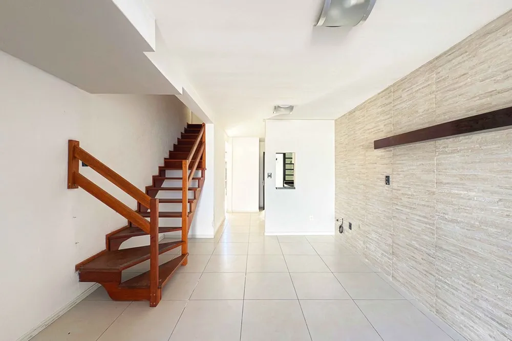 Casa, 3 quartos, 111 m² - Foto 2