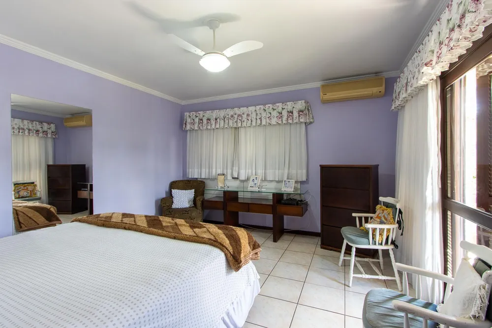 Casa, 3 quartos, 230 m² - Foto 4