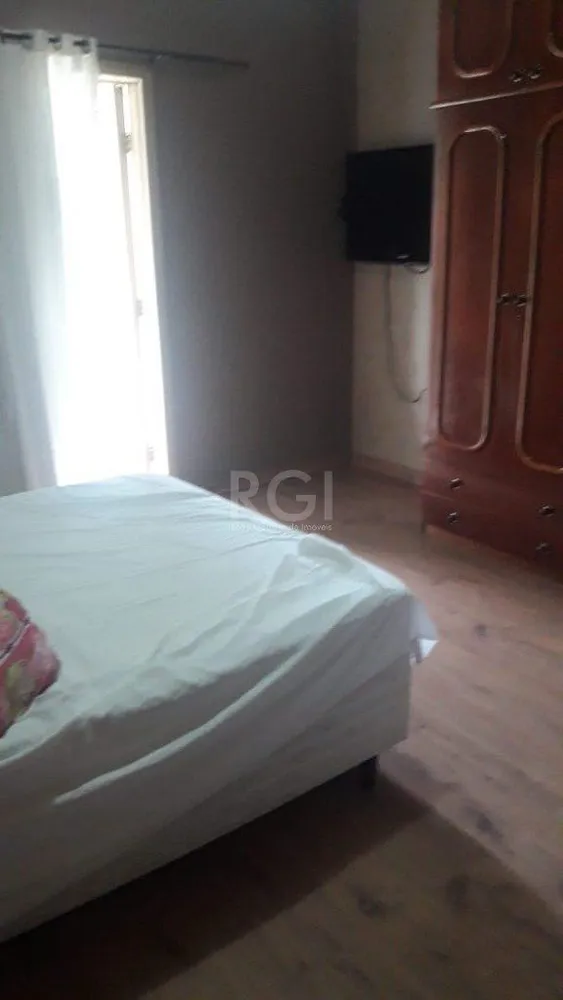 Casa, 4 quartos, 179 m² - Foto 1