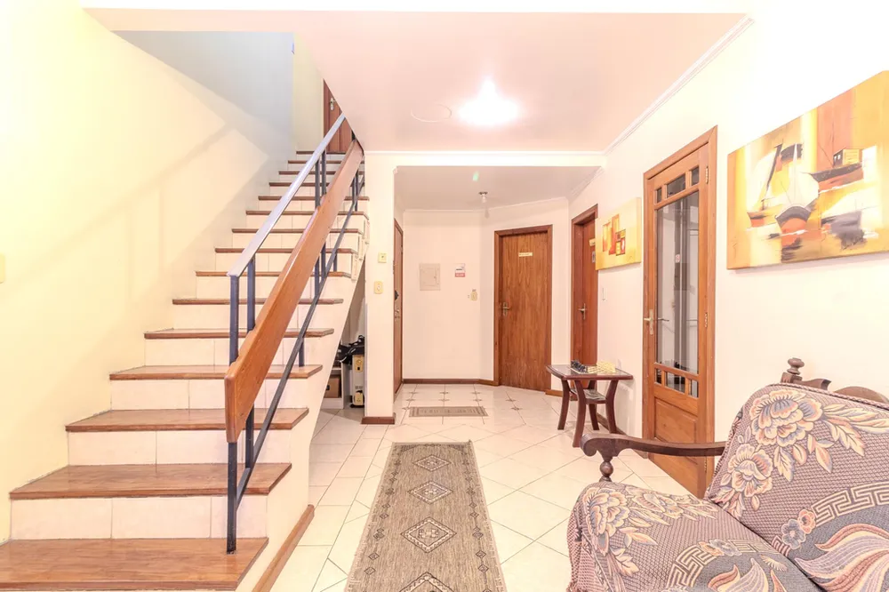 Casa, 6 quartos, 229 m² - Foto 4