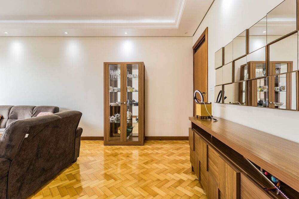 Apartamento à venda com 3 quartos, 117m² - Foto 2