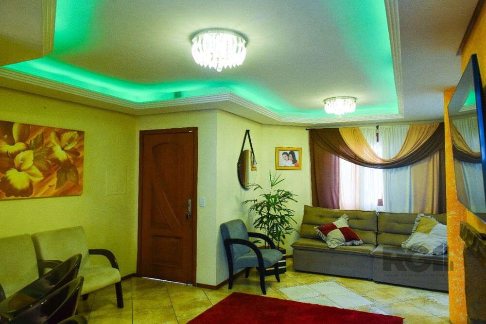Casa à venda com 3 quartos, 307m² - Foto 2