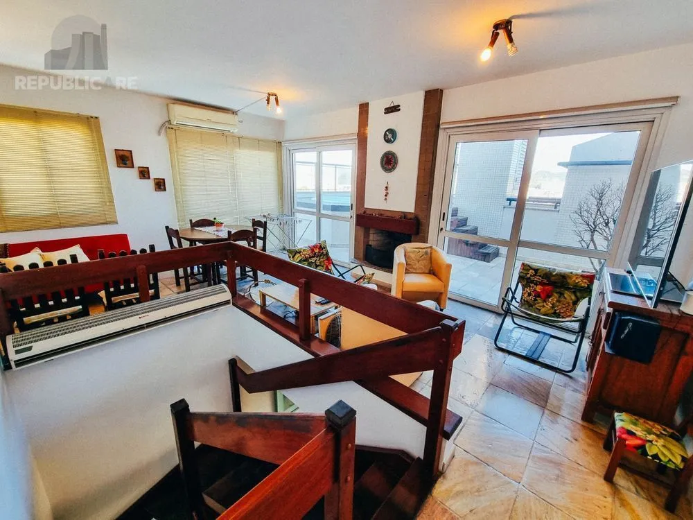 Cobertura, 3 quartos, 200 m² - Foto 4