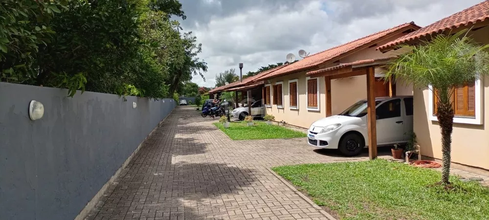 Casa de Condomínio à venda com 2 quartos, 82m² - Foto 1