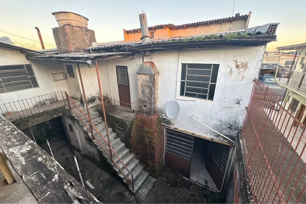 Casa, 6 quartos, 381 m² - Foto 2