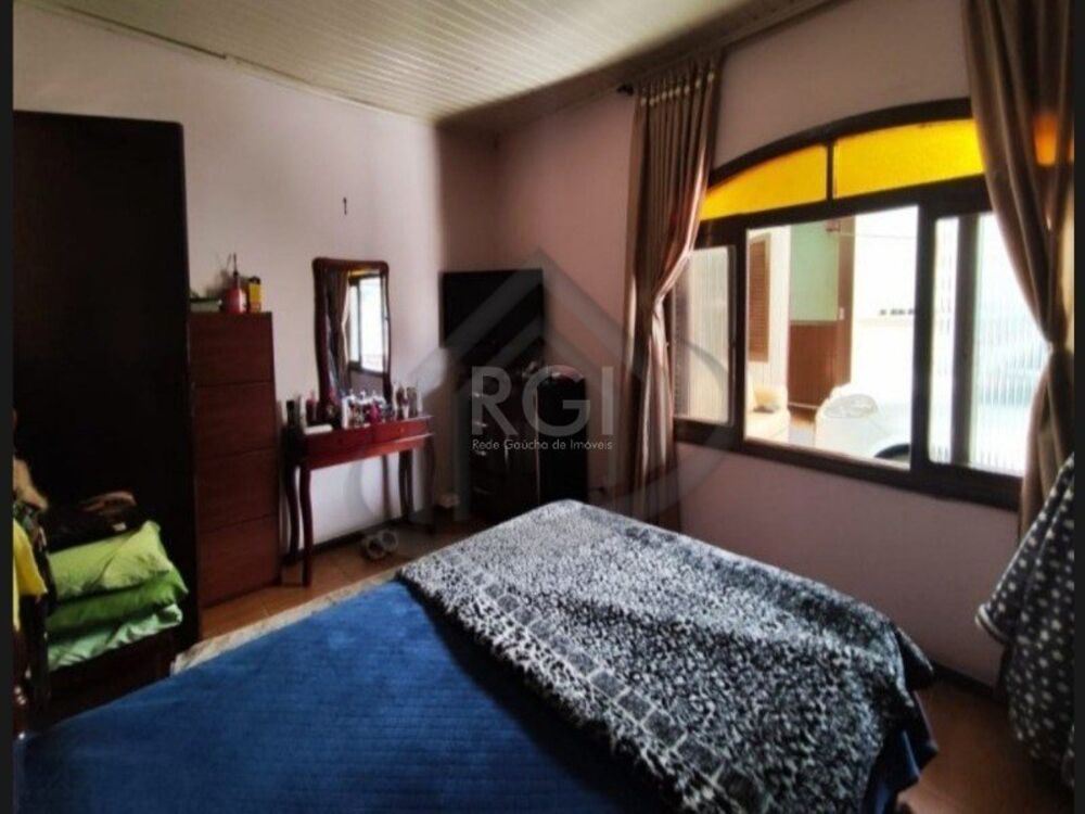 Sobrado à venda com 4 quartos, 101m² - Foto 1