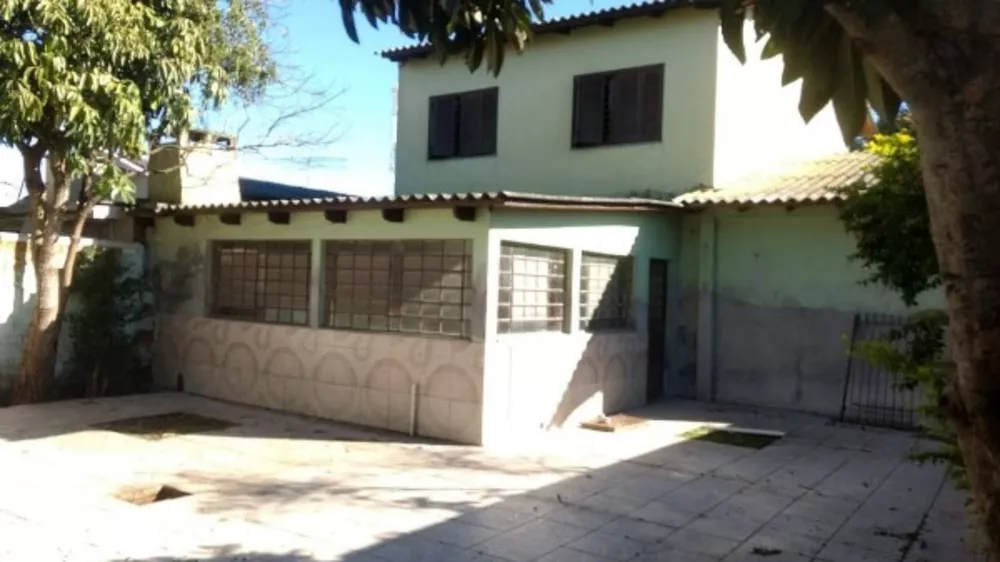 Casa à venda com 3 quartos, 181m² - Foto 3